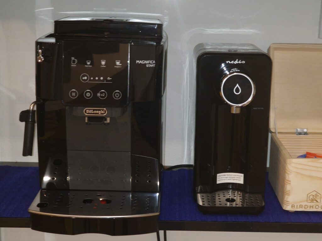 Kávovary Delonghi a Nedio